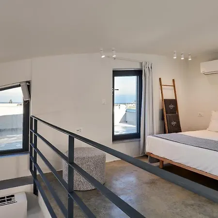 Pachnes Luxury - Heated Pool, Sea View Apartmán