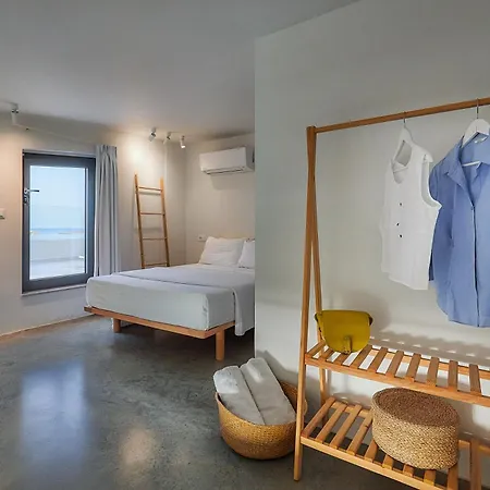 Apartmán Pachnes Luxury - Heated Pool, Sea View